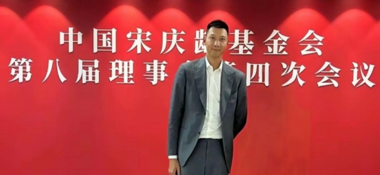  時(shí)隔5個(gè)月首次公開露面！大河報(bào)：易建聯(lián)關(guān)聯(lián)公司成被執(zhí)行人