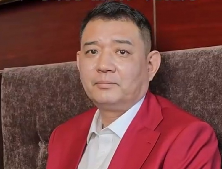  鞏曉彬：剛打球時(shí)工資20多塊錢(qián) 主要給父母、給家里改善生活