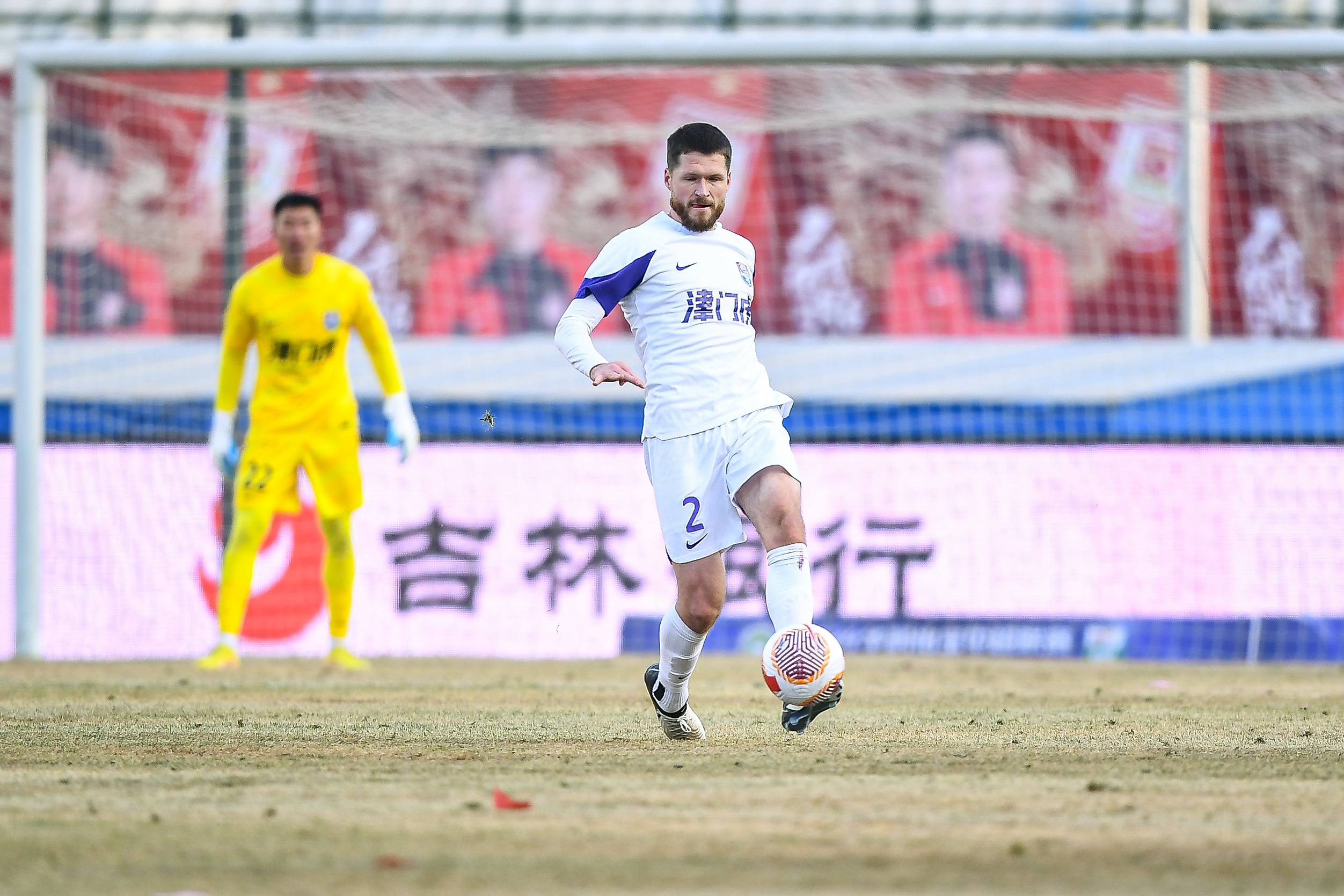  津門(mén)虎舊將亞冠對(duì)決格蘭特勝出，津媒：他離開(kāi)津門(mén)虎因存?zhèn)‰[患