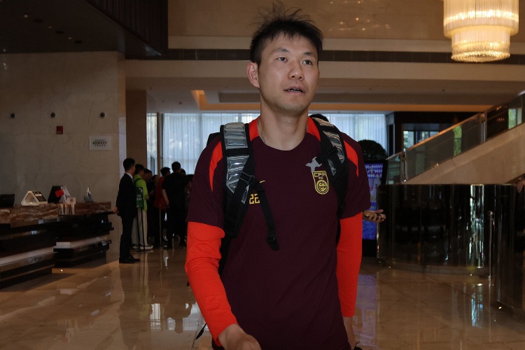  媒體人：如果李源一沒傷沒病，他落選名單在邏輯上講不出合理性