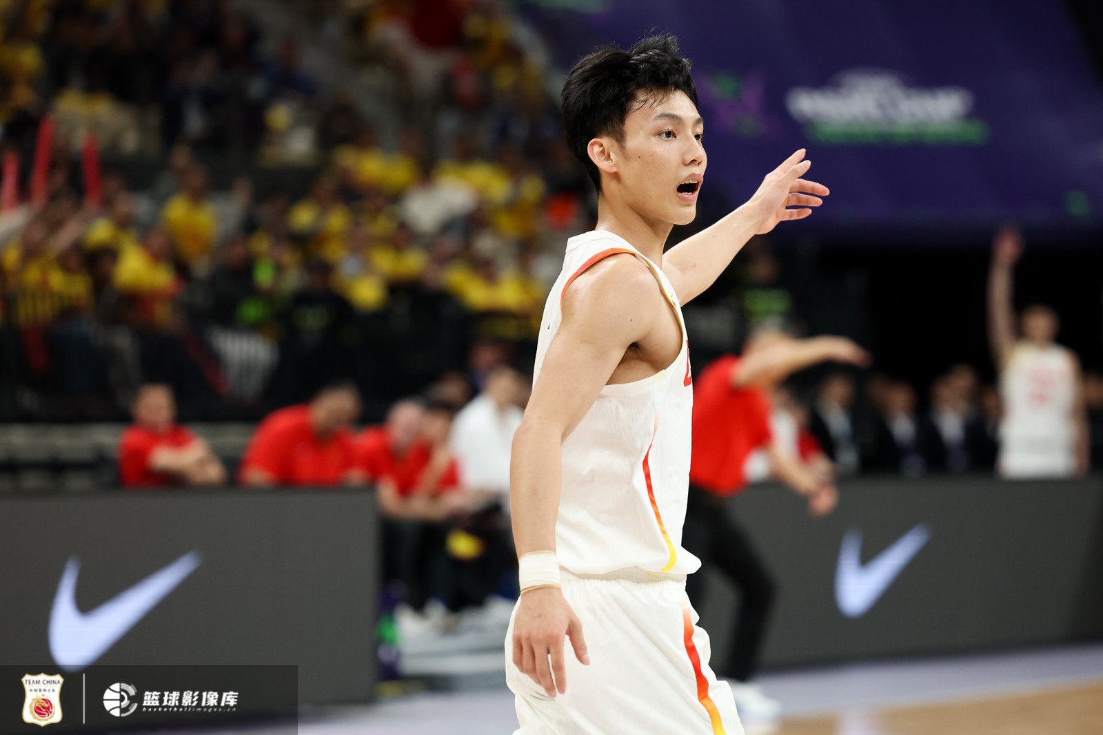 首發(fā)出戰(zhàn)不在狀態(tài)！徐杰全場3中0沒得分 拿到3板1助2斷另2失誤