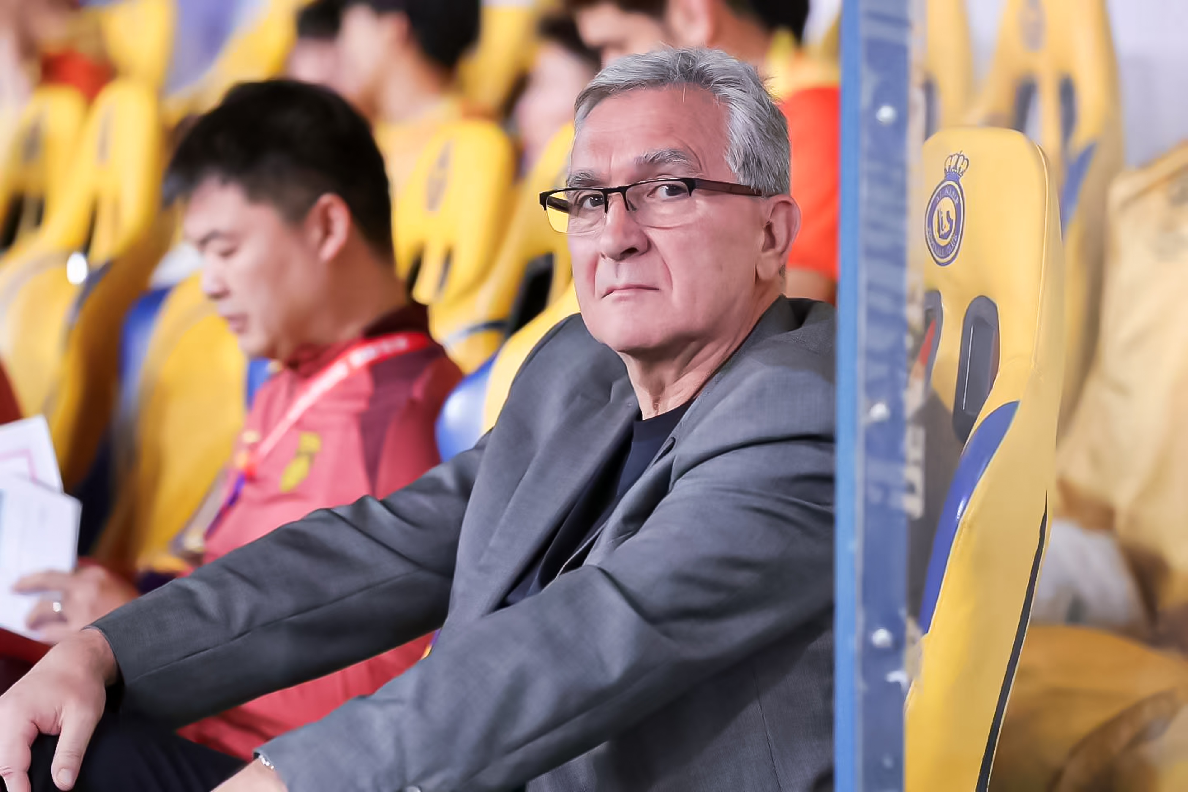  媒體人：長期集訓伊萬練了什么？進攻戰(zhàn)術(shù)只有高準翼大腳找張玉寧